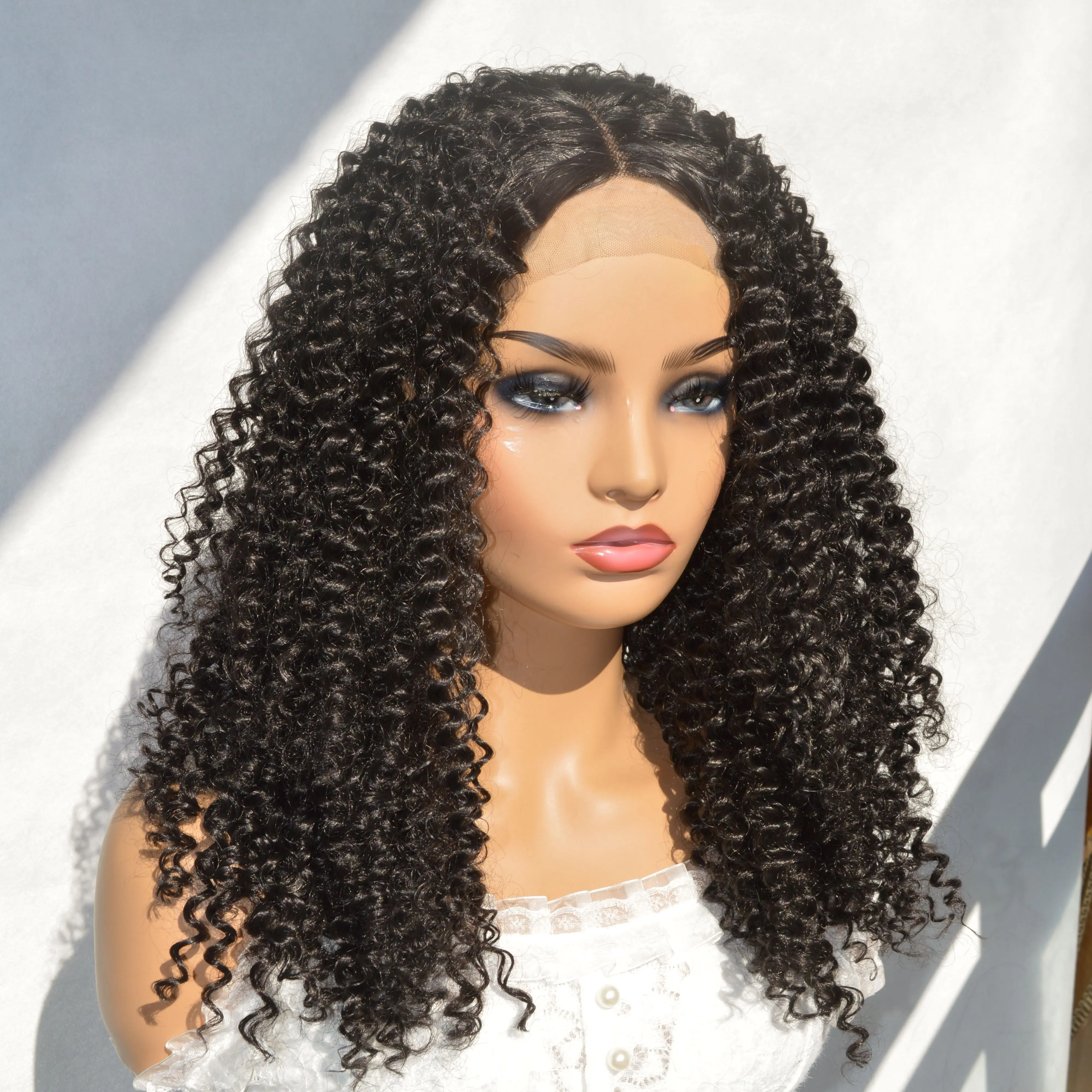 Kinky Kıvırcık Peruk Uzun Sentetik Dantel ön peruk Doğal Siyah Peruk İle Kadınlar İçin Bebek Saç İsıya Dayanıklı Günlük Giyim Cosplay 1