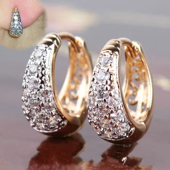 2022 Yeni Yuvarlak Altın kaplama Kakma Kristal Zirkon Metal Geometrik Moda Bayan Küpe Düğün Zarif Takı