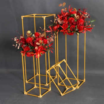 Altın Metal Düğün Çiçek Standı Masa Centerpieces Standı Geometrik Raf Parti Sahne Ekran