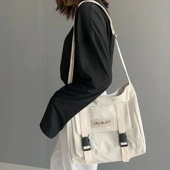 Xıerya Moda Kadın Crossbody Çanta Klasik Basit askılı çanta Bayan Postacı Çantası Bayan Su Geçirmez Crossbody Çanta Bolsos