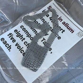 Özelleştirilmiş Gümüş Boncuk Çanta Lüks Markalı Yüksek anlamda Kadınlar için Crossbody Çanta Geniş Kayış El Yapımı Yaz Yuvarlak Moda Çantalar